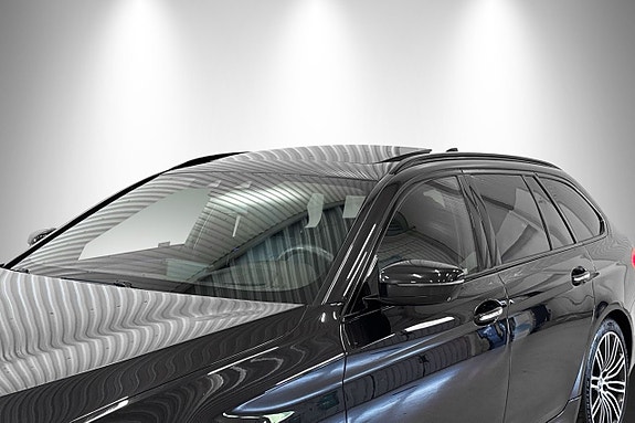 BMW 530i 4 of 29
