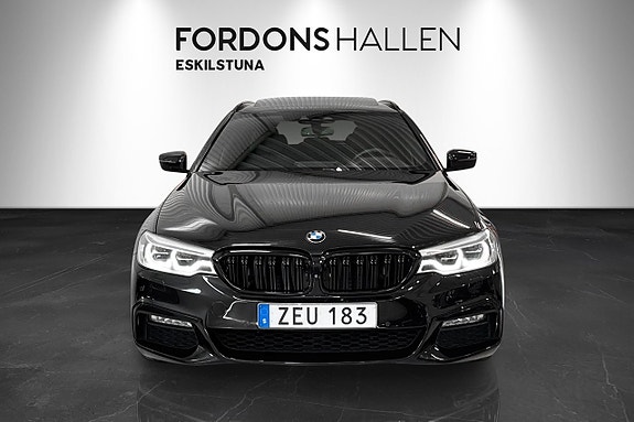 BMW 530i 3 of 29