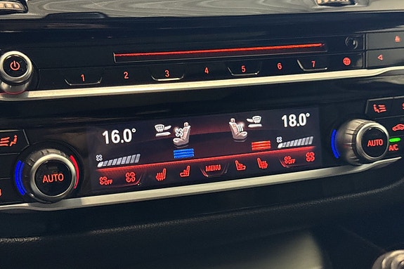 BMW 530i 24 of 29