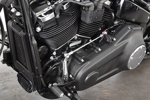 Harley-Davidson FAT BOB 114 ABS Nyservad 12 of 18
