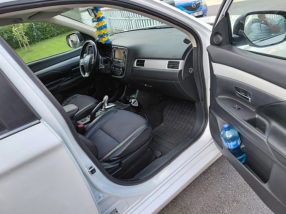 Mitsubishi Outlander 5 of 18