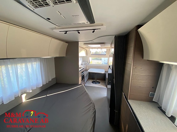 Adria ALPINA 763 UK Barnkammare / AC / Solcell / Mover 8 of 8
