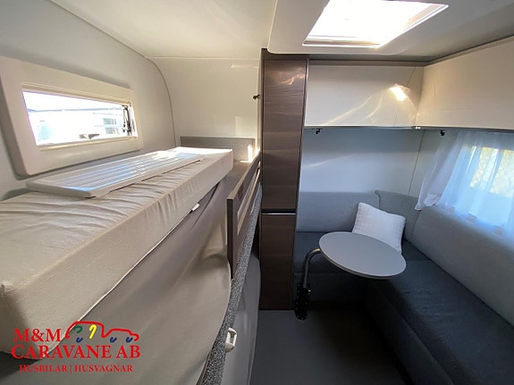 Adria ALPINA 763 UK Barnkammare / AC / Solcell / Mover 6 of 8