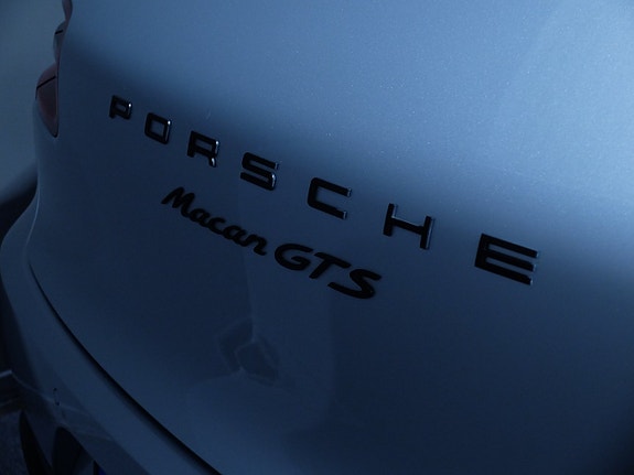 Porsche Macan GTS 9 of 13
