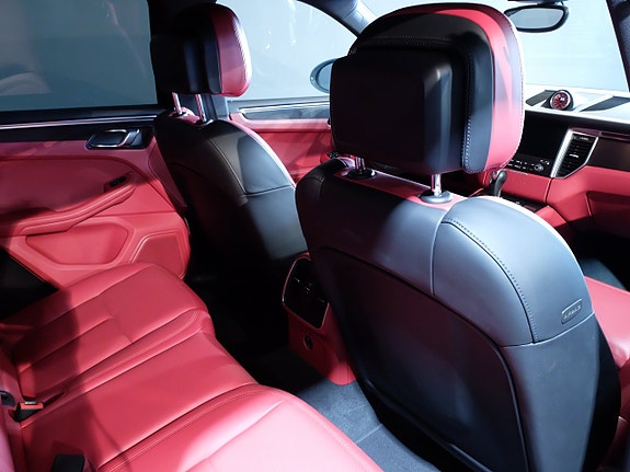 Porsche Macan GTS 8 of 13