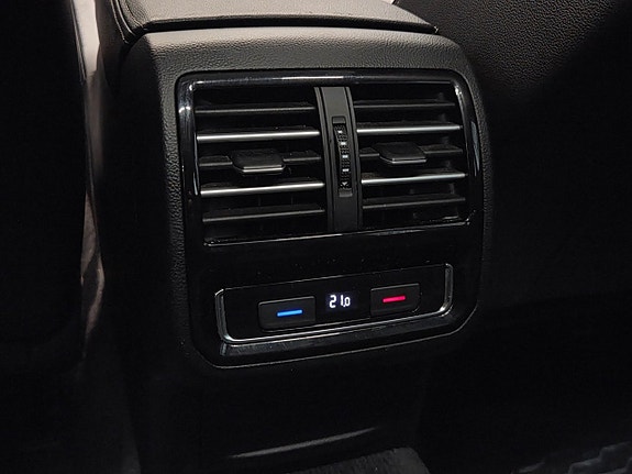 Volkswagen Passat Alltrack 26 of 26