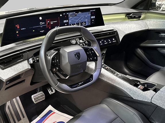 Peugeot 5008 8 of 21