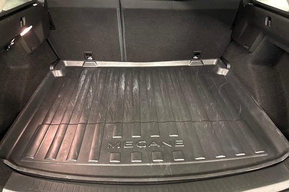 Renault Megane 13 of 15