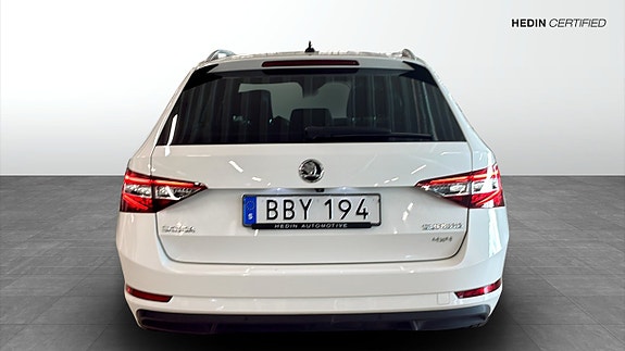 Skoda Superb 7 of 22