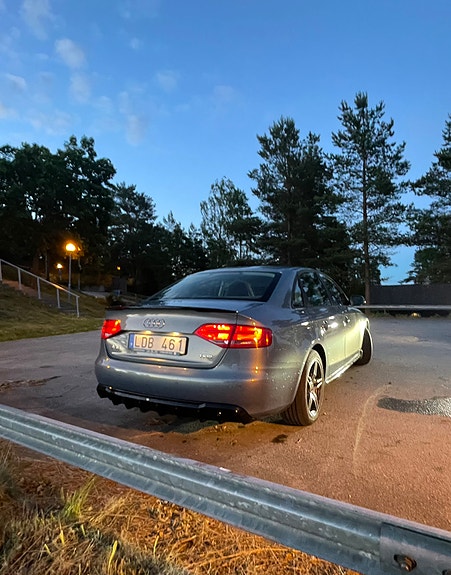 Audi A4 3 of 6