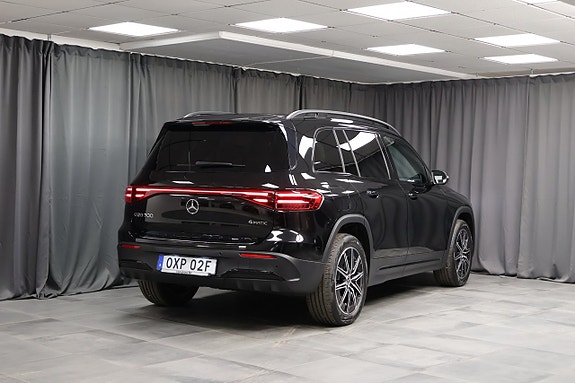 Mercedes-Benz EQB300 2 of 29