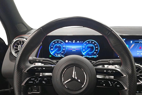 Mercedes-Benz EQB250+ 5 of 14
