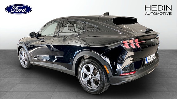 Ford Mustang Mach-E 6 of 9