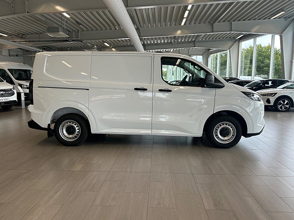 Ford Transit Custom 6 of 13