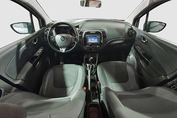 Renault Captur 14 of 22