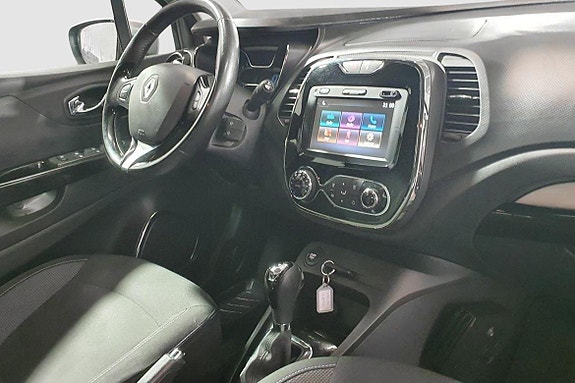 Renault Captur 15 of 22
