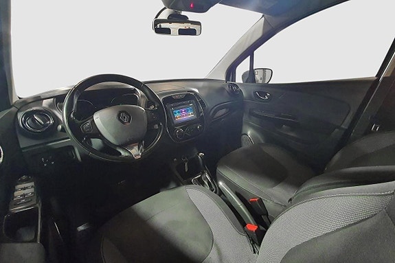 Renault Captur 13 of 22