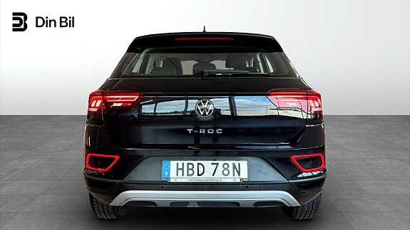 Volkswagen T-Roc 5 of 12
