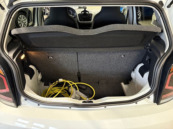 Volkswagen e-Up! 8 of 8