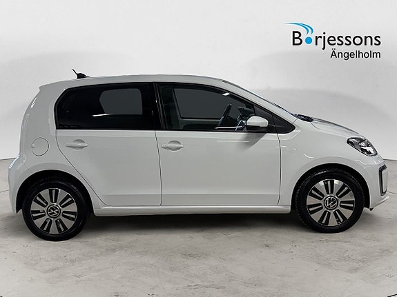 Volkswagen e-Up! 2 of 8