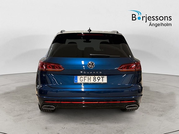 Volkswagen Touareg 4 of 15