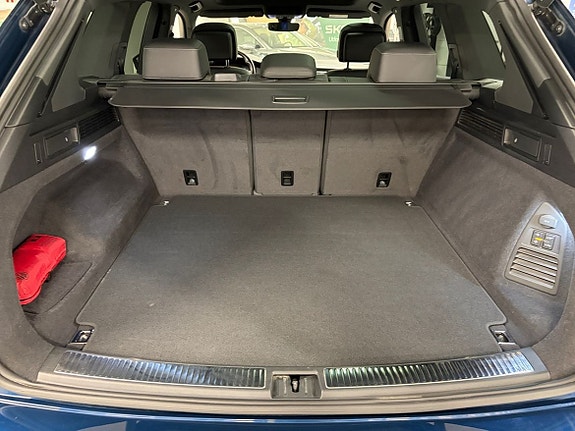 Volkswagen Touareg 11 of 15
