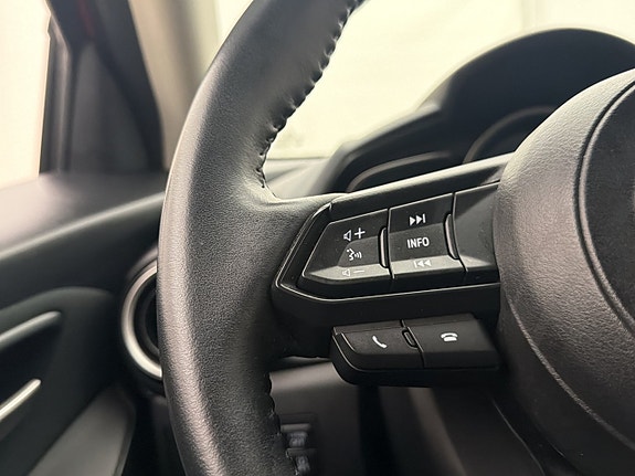 Mazda 2 25 of 27