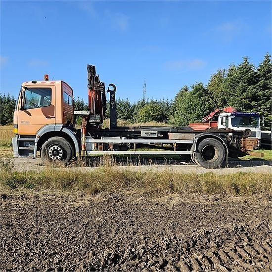 Mercedes Atego 1928 - 7,9 meter Fassi kran / crane - Manumat 2 of 30