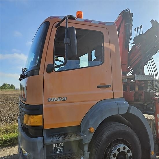Mercedes Atego 1928 - 7,9 meter Fassi kran / crane - Manumat 17 of 30
