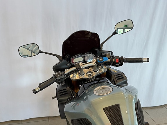 Yamaha FZ1-SA Fazer 8 of 10