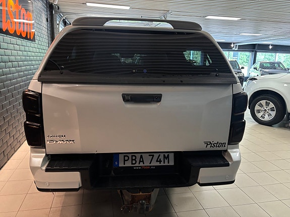 Isuzu D-max 3 of 8