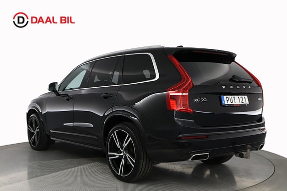 Volvo XC90 8 of 29