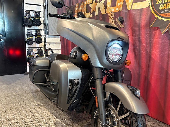 Indian Chieftain Dark Horse Thunder Stroke 116 2 of 13