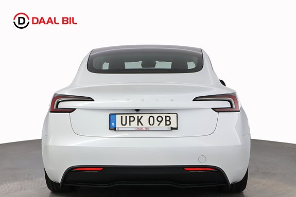 Tesla Model 3 7 of 27