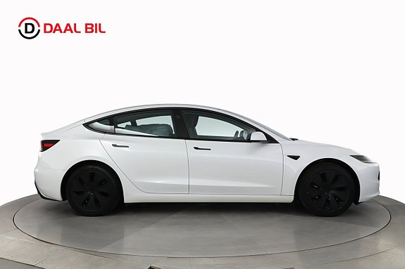 Tesla Model 3 5 of 27