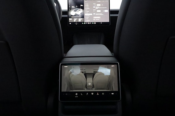 Tesla Model 3 16 of 27