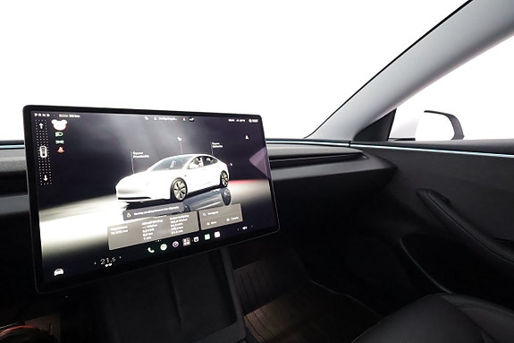 Tesla Model 3 22 of 27