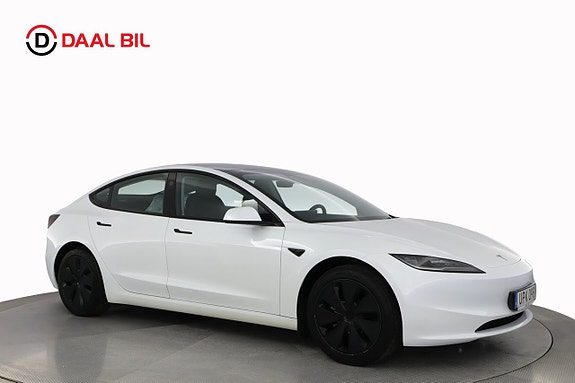 Tesla Model 3 4 of 27