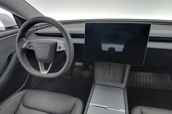 Tesla Model 3 15 of 27