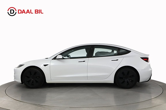 Tesla Model 3 9 of 27