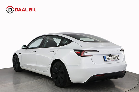 Tesla Model 3 8 of 27