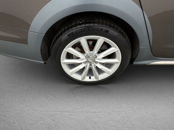 Audi A6 allroad 30 of 30