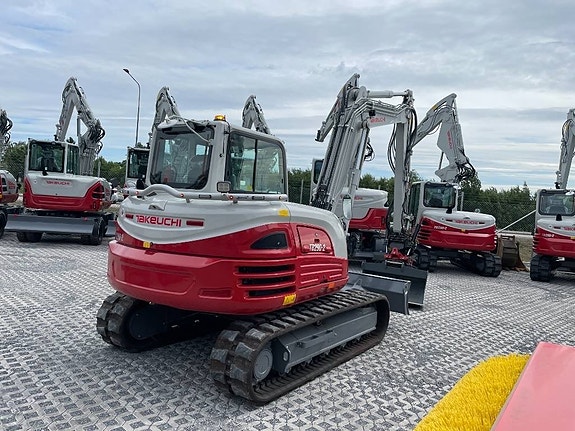 Takeuchi TB290-2 3 of 4