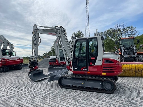 Takeuchi TB290-2 2 of 4