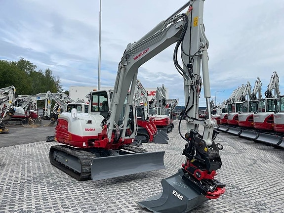 Takeuchi TB290-2 4 of 4