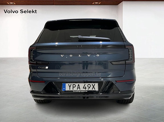 Volvo EX90 7 of 14