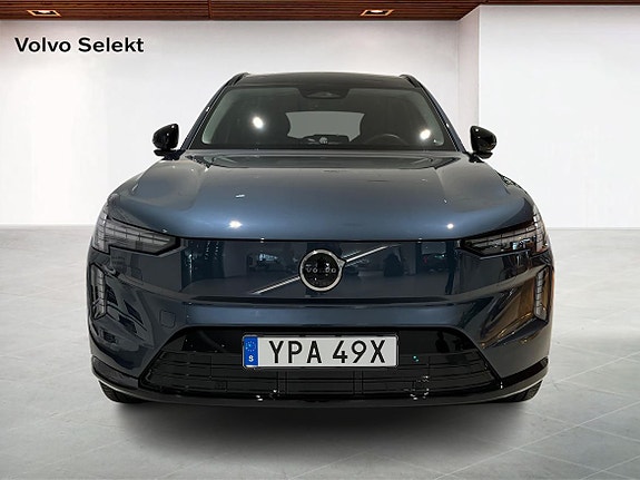 Volvo EX90 8 of 14