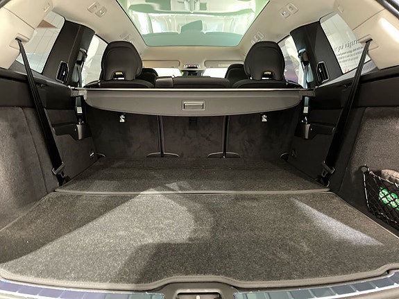 Volvo EX90 13 of 14