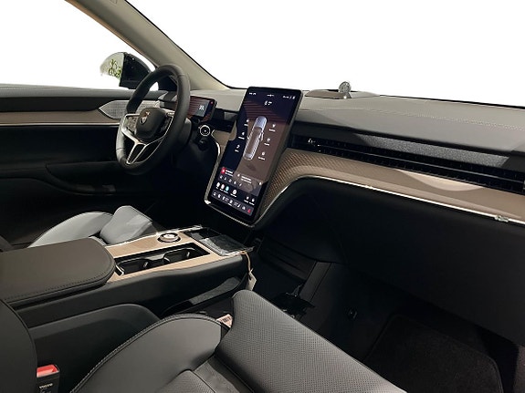Volvo EX90 4 of 14