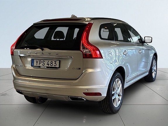 Volvo XC60 6 of 18